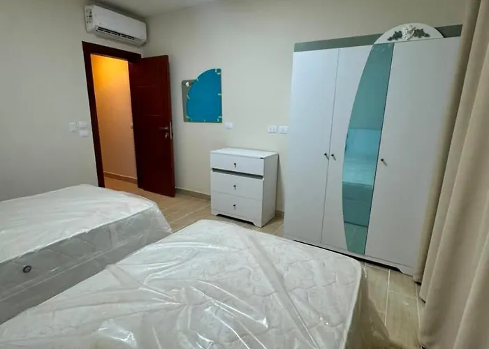 Azha Ainsokhna Tucana Senior First Floor And Roof *